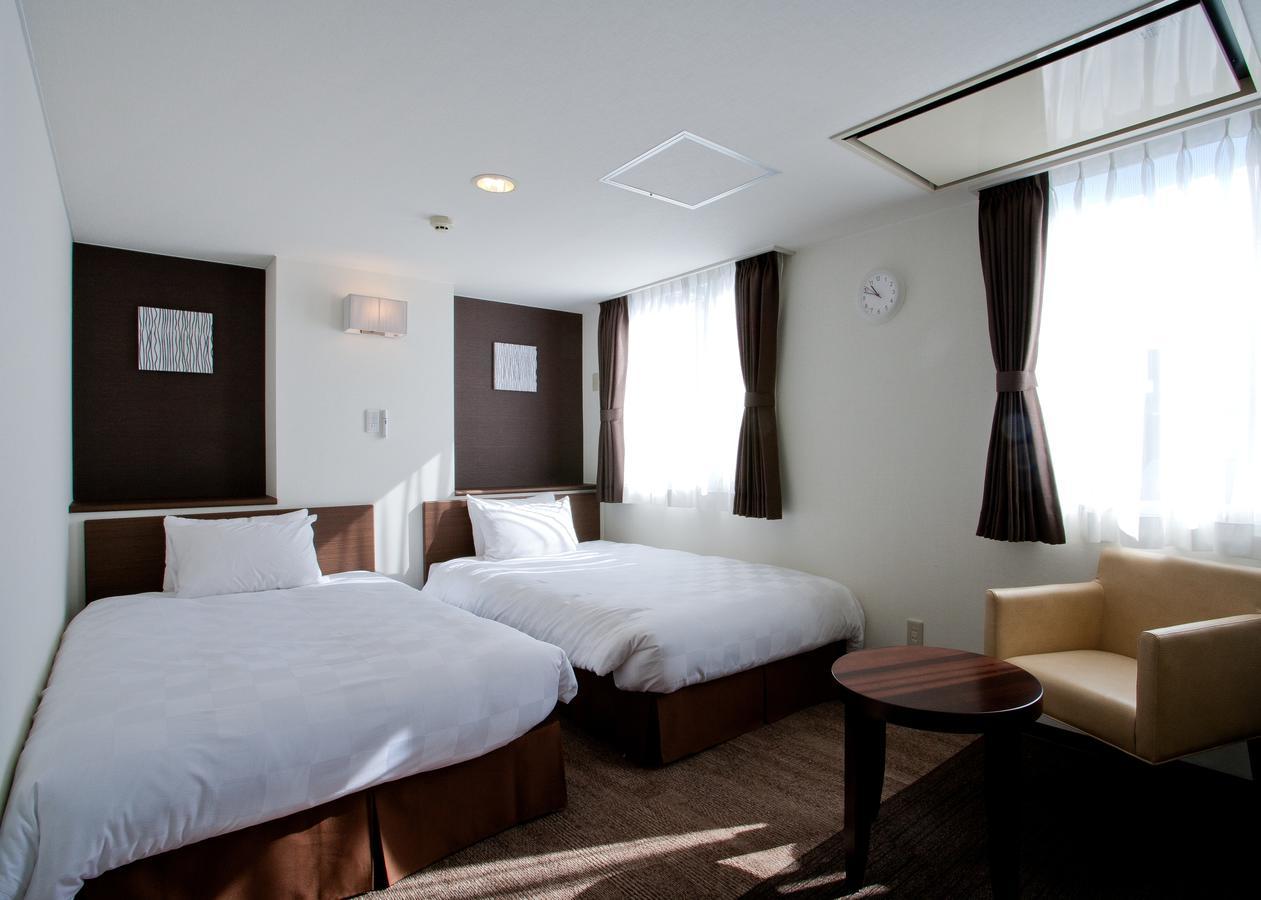 Hotel Prive Shizuoka Station Exteriör bild